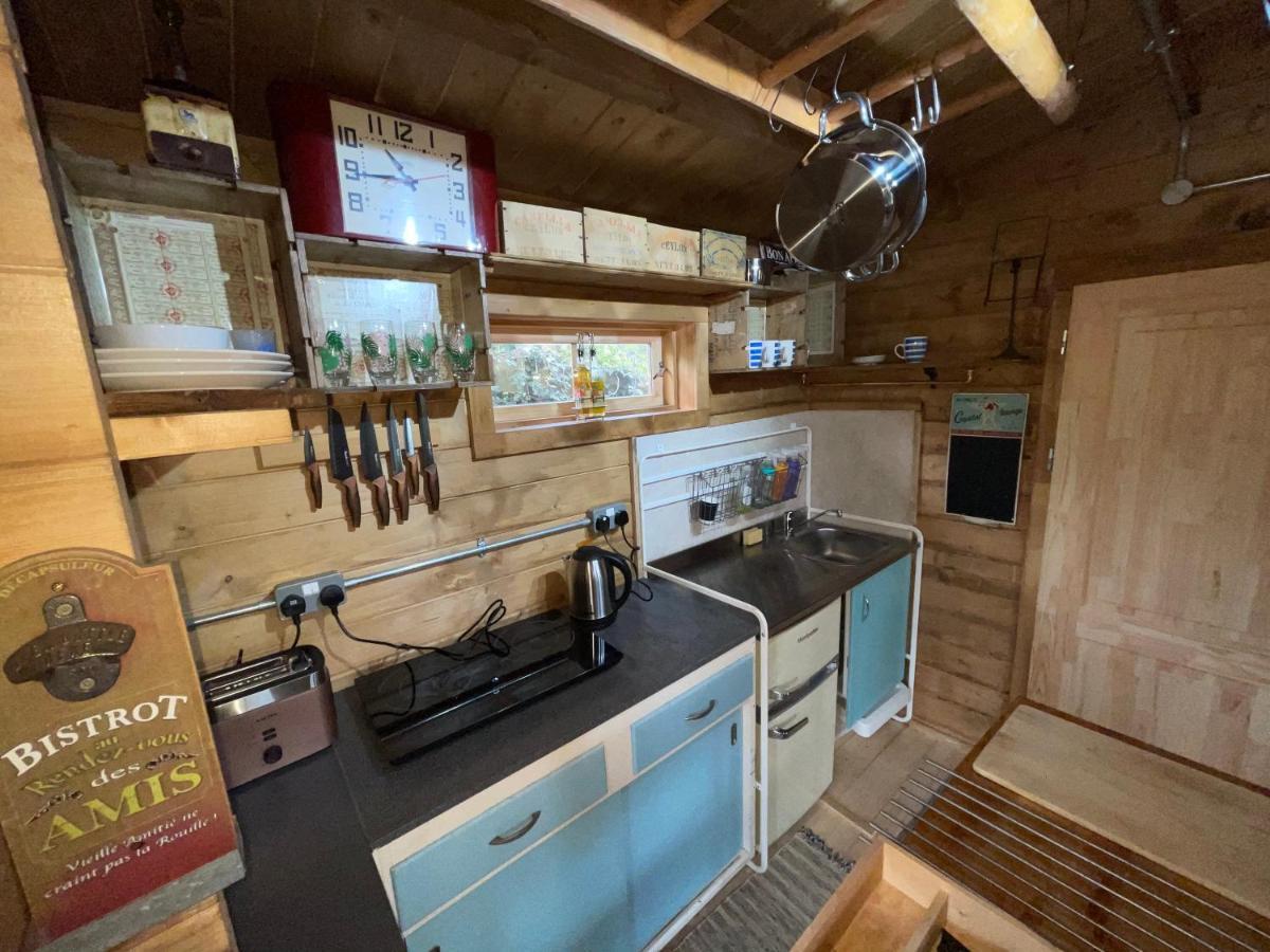Retro Private Lodge With Hot Tub Nr Dartmoor Newton Abbot Ngoại thất bức ảnh