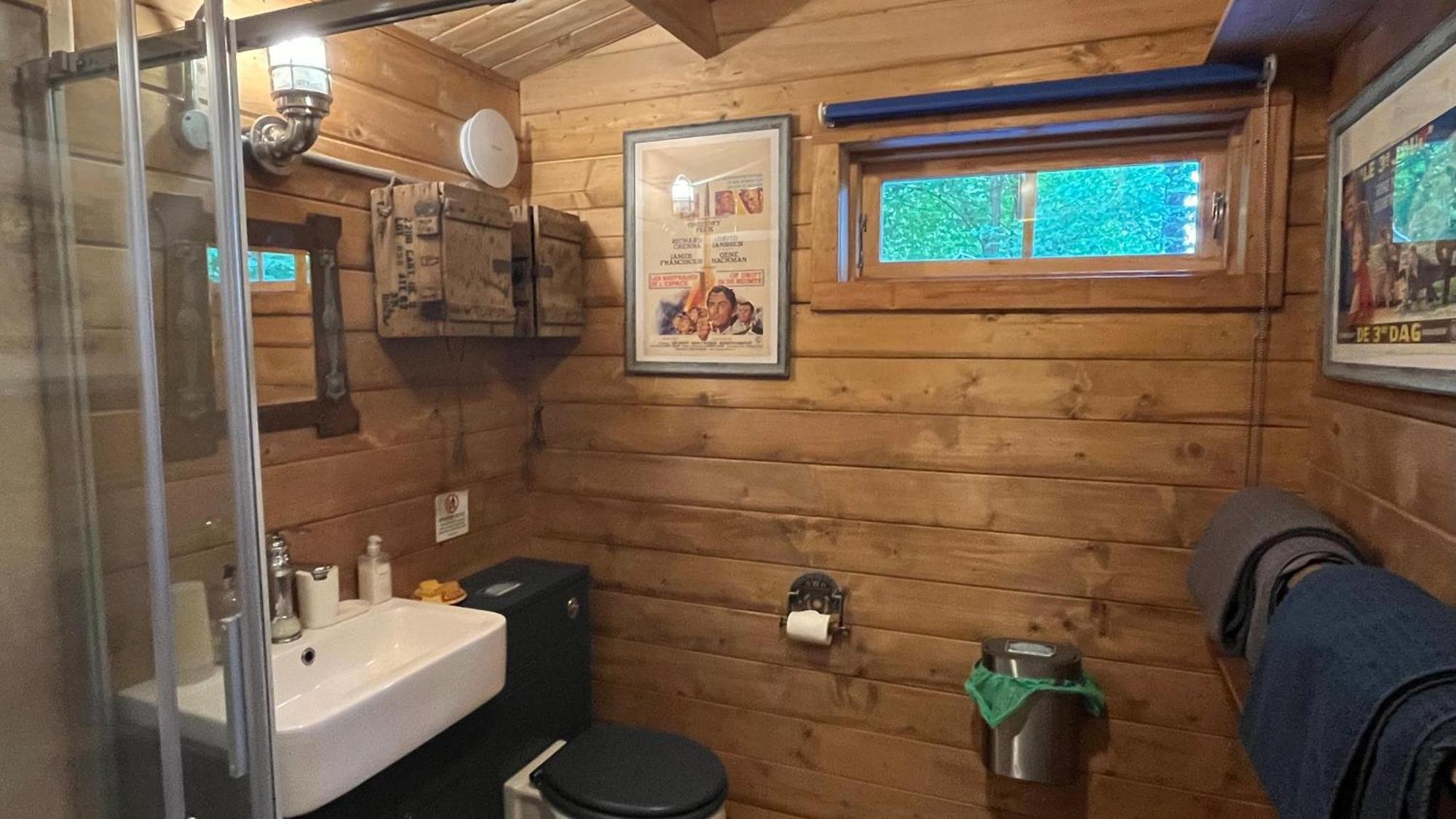 Retro Private Lodge With Hot Tub Nr Dartmoor Newton Abbot Ngoại thất bức ảnh